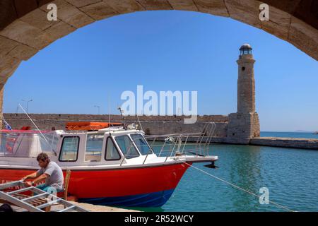 Leuchtturm, Venezianischer Hafen, Rethymno, Kreta, Griechenland Stockfoto