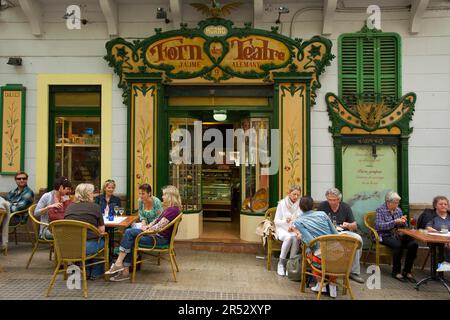 Bäckerei und Café „Forn de Teatro“, Palma de Mallorca, Mallorca, Balearen, Spanien, Gäste Stockfoto