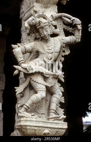 Veerapathirar Veerabhadra Skulptur im Perumal-Tempel Srivaikuntanathan, gewidmet Lord Vishnu in Srivaikuntam in der Nähe von Tirunelveli Thirunelveli, Tamil Stockfoto
