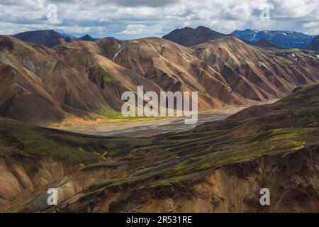 Klettern Brennisteinsalda, Landmannalaugar, Highlands, Island Stockfoto