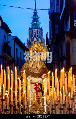 Die alte, ehrwürdige und glanzvolle Bruderschaft der Buße des Heiligen Christus von Kalvarien und unserer Lieben Frau vom Rosenkranz von Toledo Stockfoto