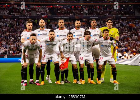 Budapest, Ungarn. 31. Mai 2023. Ungarn, Budapest. 31., Mai 2023. Start-11 des FC Sevilla für das Finale der UEFA Europa League zwischen Sevilla und Roma in der Puskas Arena in Ungarn. (Foto: Gonzales Photo/Alamy Live News Stockfoto