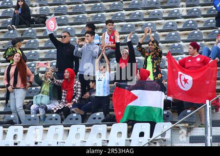 La Plata, Argentinien, 31. Mai 2023, Unterstützer Tunesiens während des Spiels der sechzehn FIFA-Weltmeisterschaft U20 im Stadion Diego Armando Maradona (Foto: Néstor J. Beremblum) Stockfoto