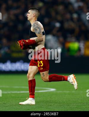 Sevilla, Spanien. 31. Mai 2023. Gianluca Mancini von AS Roma während des Spiels der UEFA Europa League spielte das Finale zwischen dem FC Sevilla und dem AC Roma am 31. Mai 2023 in Budapest, Ungarn, im Stadion der Puskas Arena. (Foto: Antonio Pozo/PRESSIN) Kredit: PRESSINPHOTO SPORTS AGENCY/Alamy Live News Stockfoto