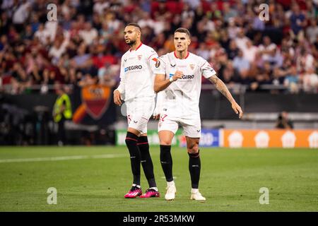 Budapest, Ungarn. 31. Mai 2023. Erik Lamela (17) des FC Sevilla, der während des Finales der UEFA Europa League zwischen Sevilla und Roma in der Puskas Arena in Ungarn gesehen wurde. (Foto: Gonzales Photo/Alamy Live News Stockfoto