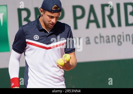 Paris, Frankreich. 31. Mai 2023. PARIS, FRANKREICH - 31. MAI: Tallon Griekspoor der Niederlande gegen Hubert Hurkacz aus Polen während des Zweiten Runde-Spiels der Männer im Singles-Spiel am 4. Tag der 2023 French Open bei Roland Garros am 31. Mai 2023 in Paris, Frankreich. (Foto: Marleen Fouchier/BSR Agency) NOOR Credit: BSR Agency/Alamy Live News Stockfoto