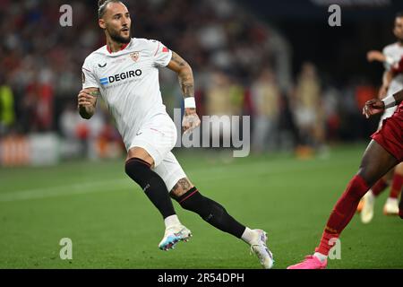 Budapest, Ungarn. 31. Mai 2023, Nemanja Gudelj (FC Sevilla) während des Finalspiels der UEFAEuropa League zwischen Sevilla 5-2 (d.c.r.) Roma in der Puskas Arena am 31. Mai 2023 in Budapest, Ungarn. Kredit: Maurizio Borsari/AFLO/Alamy Live News Stockfoto