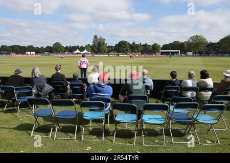 Allgemeiner Überblick über das Spiel während Middlesex gegen Glamorgan, Vitality Blast T20 Cricket an der Merchant Taylors School am 31. Mai 2023 Stockfoto