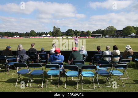 Allgemeiner Überblick über das Spiel während Middlesex gegen Glamorgan, Vitality Blast T20 Cricket an der Merchant Taylors School am 31. Mai 2023 Stockfoto