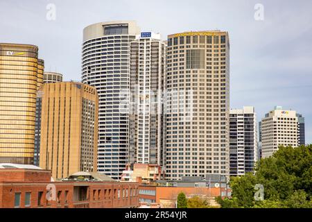 Wolkenkratzer im Stadtzentrum von Sydney, Four Seasons Hotel, EY Building und shangri la Hotel, Sydney, NSW, Australien 2023 Stockfoto