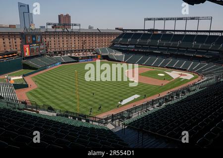 Baltimore, MD, USA; ein allgemeiner Überblick über das Spielfeld vor einem MLB-Spiel zwischen den Baltimore Orioles und den Cleveland Guardians am Mittwoch, den 3. Mai Stockfoto