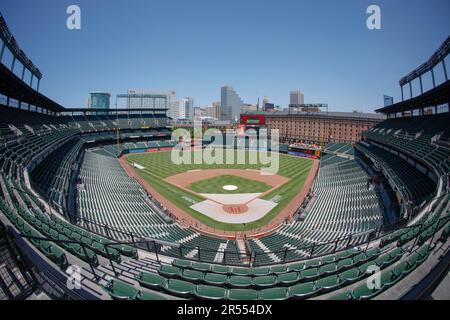 Baltimore, MD, USA; ein allgemeiner Überblick über das Spielfeld vor einem MLB-Spiel zwischen den Baltimore Orioles und den Cleveland Guardians am Mittwoch, den 3. Mai Stockfoto