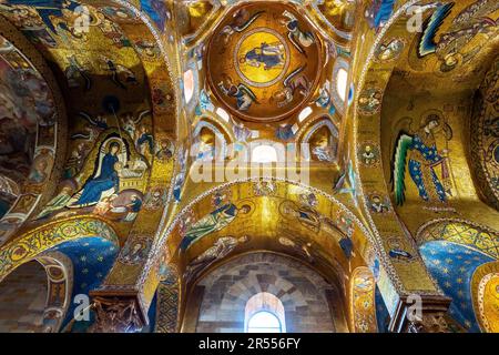 Kirche Santa Maria Dell'Ammiraglio, das Grundstück Arabisch-norman, Palermo. Sizilien, Italien. Es wurde 1143 auf Befehl von George von Antioc erbaut Stockfoto