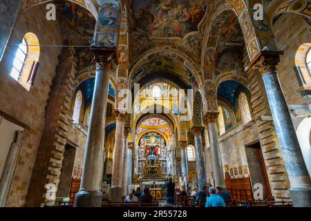 Kirche Santa Maria Dell'Ammiraglio, das Grundstück Arabisch-norman, Palermo. Sizilien, Italien. Es wurde 1143 auf Befehl von George von Antioc erbaut Stockfoto