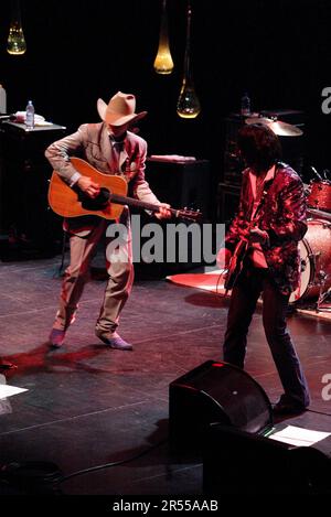 Dwight Yoakam auf der Bühne im Capitol Theatre, Sydney, Australien, auf seine Schuld an der vergeblichen 2006 Tour, 31. Oktober 2006. Stockfoto