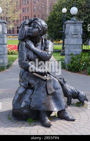 Statue von Emily Carr in Victoria, Vancouver Island, Kanada Stockfoto