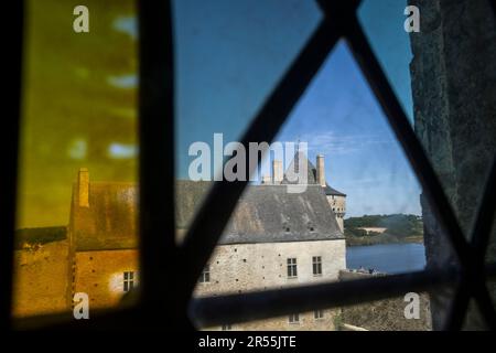 Sarzeau (Bretagne, Nordwestfrankreich): Chateau de Suscinio, ein Schloss, das als nationales historisches Wahrzeichen (französisches Denkmal) eingetragen ist; Stockfoto