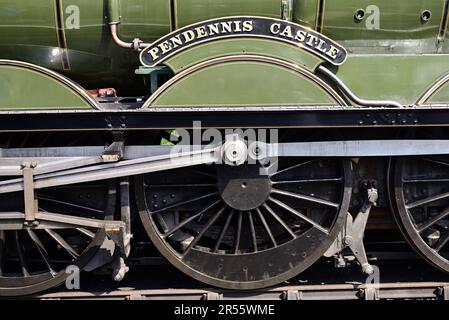 GWR 4073 Klasse Lokomotive Nr. 4079 Pendennis Castle am Cotswold Festival of Steam 2023 der Gloucestershire Warwickshire Steam Railway. Stockfoto