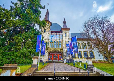 BERN, SCHWEIZ - 31. MÄRZ 2022: Besuchen Sie das Berner Historische Museum am 31. März in Bern, Schweiz Stockfoto