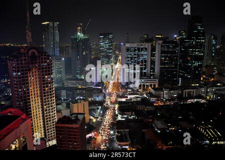 Philippinen. Die Insel Luzon. Manila. Makat bei Nacht Stockfoto