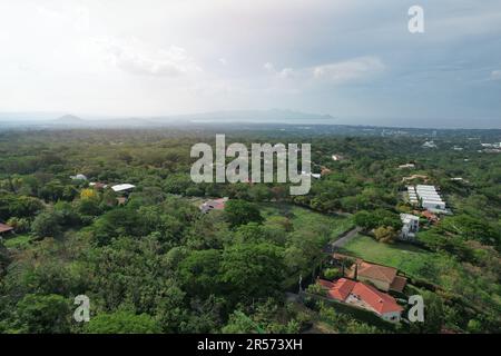 Das Luxusviertel in Nicaragua Managua bietet einen unvergleichlichen Blick auf die Drohne Stockfoto