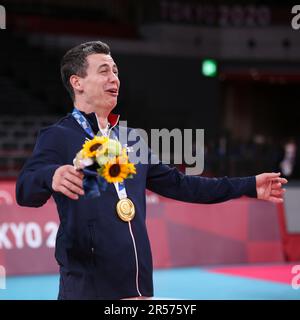 7. AUGUST 2021 – Tokio, Japan: Jenia GREBENNIKOV von Team France gewinnt die Goldmedaille beim Volleyball Men's Tournament bei den Olympischen Spielen 2020 in Tokio (Foto: Mickael Chavet/RX) Stockfoto