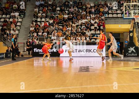 vigo, Spanien. 26. Mai 2023. Das Team der spanischen Spieler greift die harte Verteidigung der chinesischen Nationalmannschaft an. Kredit: XAN G. Stockfoto