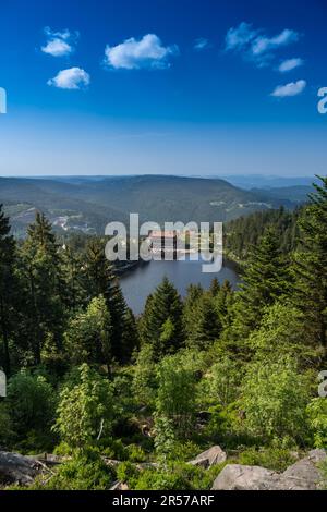 Der Mummelsee im Schwarzwald umgeben von Bergen Baden-Württemberg, Deutschland, Europa Stockfoto