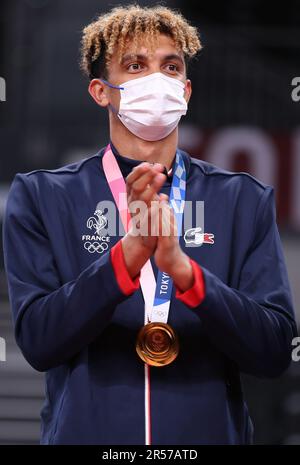 7. AUGUST 2021 – Tokio, Japan: Barthelemy CHINENYEZE von Team France gewinnt die Goldmedaille im Volleyball Men's Turnier bei den Olympischen Spielen 2020 in Tokio (Foto: Mickael Chavet/RX) Stockfoto