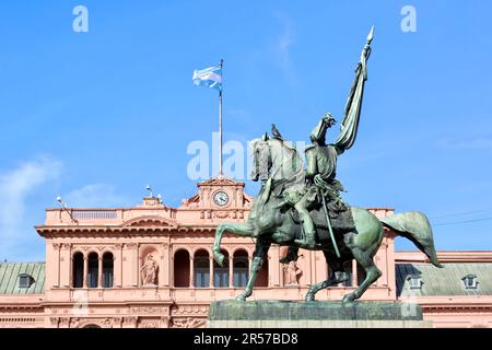 Denkmal von General Manuel Belgrano (Monumento al General Manuel Belgrano) в Puerto Madero в Buenos Aires Stockfoto