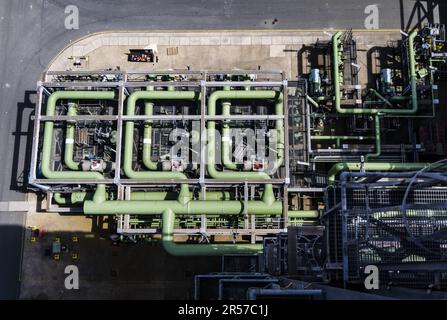 ROTTERDAM - ein Überblick über die Raffinerie Neste auf der Maasvlakte. Hier werden Biodiesel und bald auch nachhaltiger Flugzeugtreibstoff hergestellt. ANP JEFFREY GROENEWEG niederlande raus - belgien raus Stockfoto