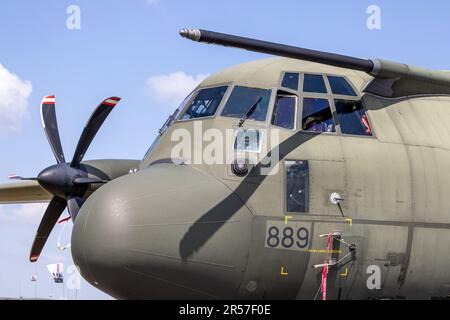 Royal Air Force - Lockheed Martin C-130J Hercules, ausgestellt auf der Abingdon Air & Country Show am 20. Mai 2023. Stockfoto