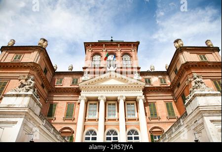 Italien - Region Piemont. Racconigi königliche Schloss Eingang Stockfoto