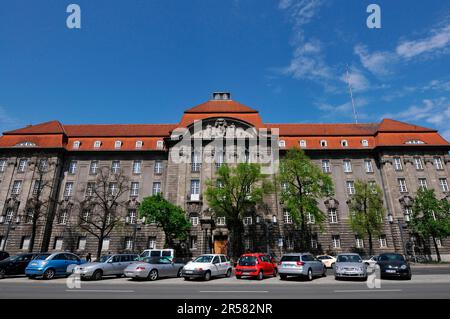 Ehemaliges Polizeihauptquartier, Kaiserdamm 1, Charlottenburg, Berlin, Polizeihauptquartier, Neobarock, Deutschland Stockfoto