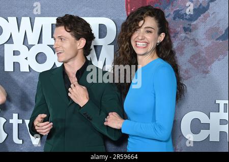 New York, USA. 01. Juni 2023. (L-R) Tom Holland und Emmy Rossum nehmen an der Apple TV „The Crowded Room“-Premiere im Museum of Modern Art (MoMA), New York, New York, NY, am 1. Juni 2023 Teil. (Foto: Anthony Behar/Sipa USA) Guthaben: SIPA USA/Alamy Live News Stockfoto