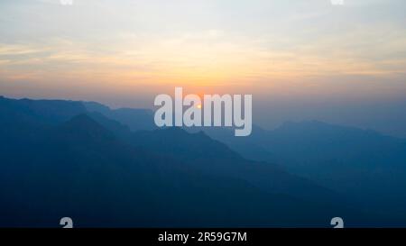 Kolukkumalai Sunrise Aussichtspunkt Munnar - Idukki, Kerala. Stockfoto