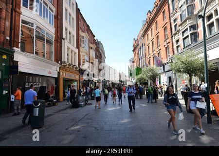 Grafton Fußgängerzone in Dublin, Irland. Stockfoto