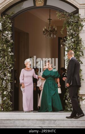 Amman, Jordanien. 01. Juni 2023. Prinzessin Muna (oder Mona), Mutter von König Abdullah II., nimmt am 1. Juni 2023 an der königlichen Hochzeit von Kronprinz Al Hussein bin Abdullah II. Im Zahran-Palast in Amman, Jordanien, Teil. Foto: Balkis Press/ABACAPRESS.COM Kredit: Abaca Press/Alamy Live News Stockfoto