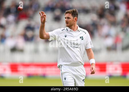 Mark Adair von Irland beim LV= Insurance Test Match Day 2 England gegen Irland im Lords, London, Großbritannien. 2. Juni 2023. (Foto von Craig Thomas/News Images) in, am 6. 2. 2023. (Foto: Craig Thomas/News Images/Sipa USA) Guthaben: SIPA USA/Alamy Live News Stockfoto