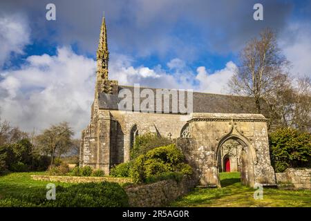 Chapelle Saint-Germain und Arc de Triumphe, Bretagne, Frankreich Stockfoto