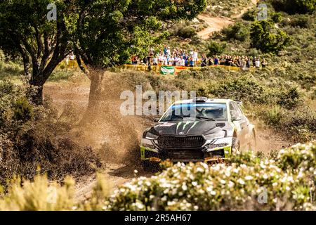 Olbia, Italien. 02. Juni 2023. 22 Oliver SOLBERG (SWE), Elliott EDMONDSON (GBR), SKODA FABIA RS, RC2, Rally2, Aktion während der Rally Italia Sardegna 2023, 6. Runde der WRC World Rally Car Championship 2023, vom 1. Bis 4. Juni 2023 in Olbia, Italien - Foto Nikos Katikis/DPPI Credit: DPPI Media/Alamy Live News Stockfoto