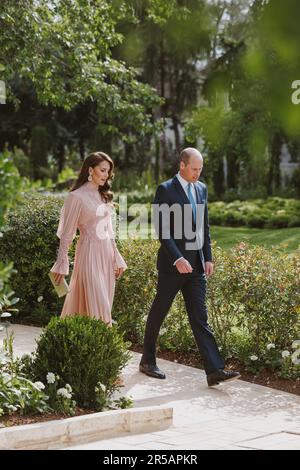 Amman, Jordanien. 01. Juni 2023. Prinz und Prinzessin von Wales, William und Kate nehmen am 1. Juni 2023 an der Hochzeitszeremonie ihrer Königlichen Hoheiten Kronprinz Al Hussein und Prinzessin Rajwa Al Hussein im Zahran-Palast in Amman, Jordanien, Teil. (Foto: Royal Hashemite Court RHC via Credit: SIPA USA/Alamy Live News Stockfoto