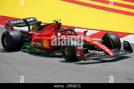 Barcelona, Spanien. 10. Juni 2022. Motorsport: Formel-1-Weltmeisterschaft, spanischer Grand Prix, 1. Freie Übung. Carlos Sainz aus Spanien vom Ferrari-Team ist auf dem richtigen Weg. Kredit: Hasan Bratic/dpa/Alamy Live News Stockfoto