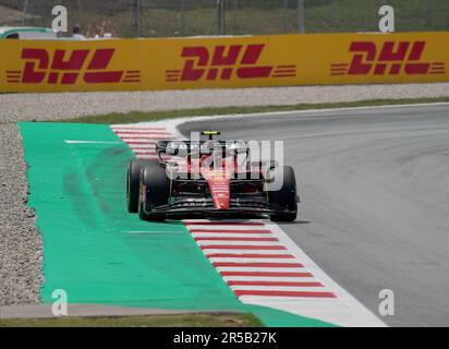 Barcelona, Spanien. 10. Juni 2022. Motorsport: Formel-1-Weltmeisterschaft, spanischer Grand Prix, 1. Freie Übung. Carlos Sainz aus Spanien vom Ferrari-Team ist auf dem richtigen Weg. Kredit: Hasan Bratic/dpa/Alamy Live News Stockfoto