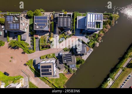 Blick auf das Wohngebiet im Stadtviertel Leidsche Rijn in Utrecht, Niederlande Stockfoto