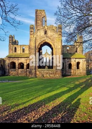 UK, Leeds, Kirkstall Abbey Ruinen Stockfoto