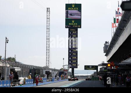 Barcelona, Spanien. 02. Juni 2023. nj verlässt die Gruben. Formel-1-Weltmeisterschaft 02.06.2023, Rd 8, Spanischer Grand Prix, Barcelona, Spanien, Übungstag. Das Foto sollte wie folgt lauten: XPB/Press Association Images. Kredit: XPB Images Ltd/Alamy Live News Stockfoto
