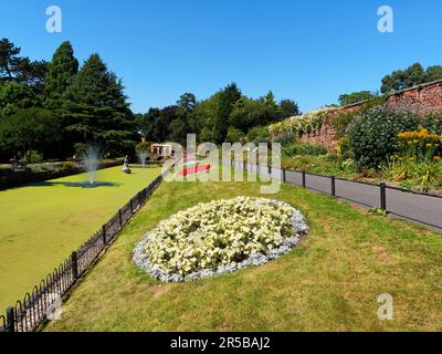 UK, West Yorkshire, Leeds, Roundhay Park, Canal Gardens Stockfoto