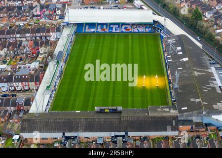 Luton, Großbritannien. 29. Mai 2023. Das Kenilworth Road Stadium aus der Vogelperspektive, in dem jetzt der Premier League Fußball stattfindet, nachdem der Luton Town Football Club durch das Championship Play-off-Spiel gefördert wurde. Bild aufgenommen in Kenilworth Road, Luton, Bedfordshire, England, am 20. November 2020. Foto: David Horn. Kredit: Prime Media Images/Alamy Live News Stockfoto