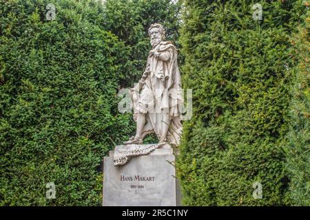 wien, österreich. 9. april 2023 Stadtpark. Marmorstatue des Malers hans makart, Monument Stockfoto